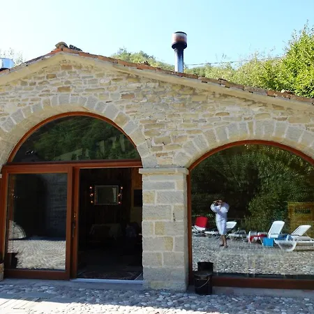 Bed & Breakfast Borgo Corniola Naturista *