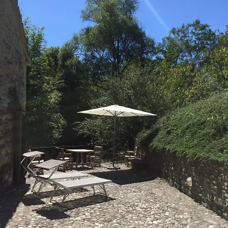 Borgo Corniola Naturista Bed & Breakfast