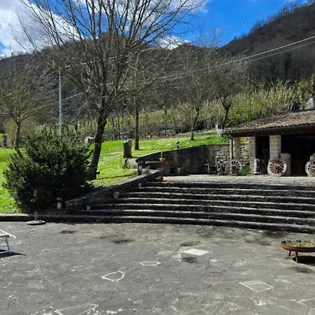 Borgo Corniola Naturista Bed & Breakfast Marradi