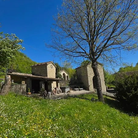 Borgo Corniola Naturista Bed & Breakfast Marradi