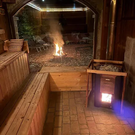 Borgo Corniola Naturista Bed and breakfast *