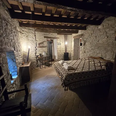 Borgo Corniola Naturista Bed and breakfast Marradi