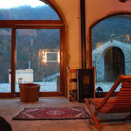 Borgo Corniola Naturista Nocleg ze śniadaniem *