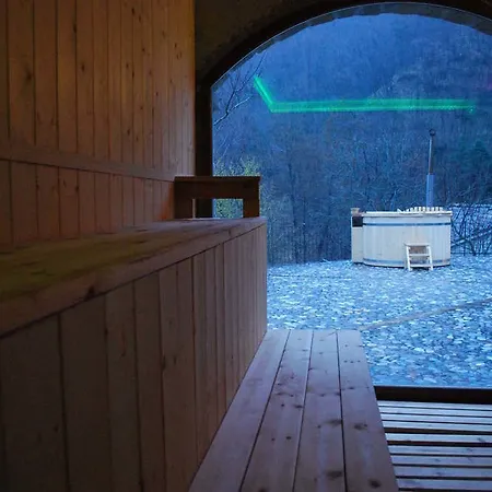 Borgo Corniola Naturista Nocleg ze śniadaniem *