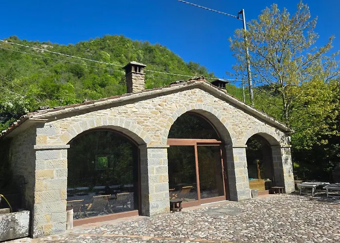 Borgo Corniola Naturista 마라디