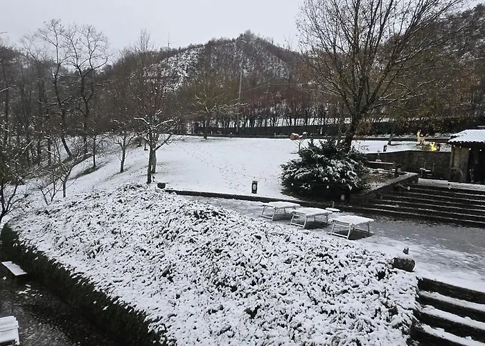 Borgo Corniola Naturista 마라디