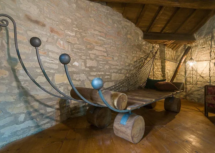 Borgo Corniola Naturista 마라디