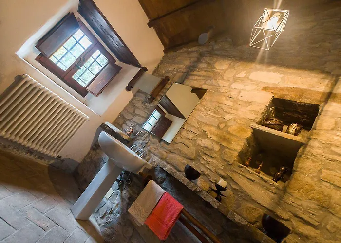 Borgo Corniola Naturista 마라디