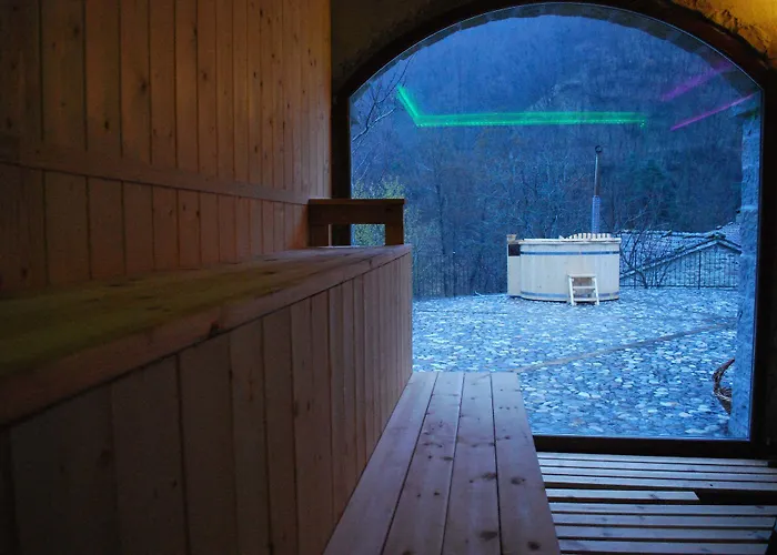 Borgo Corniola Naturista 마라디