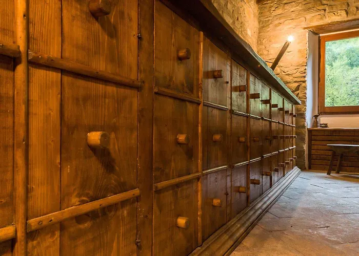 Borgo Corniola Naturista B&B 마라디