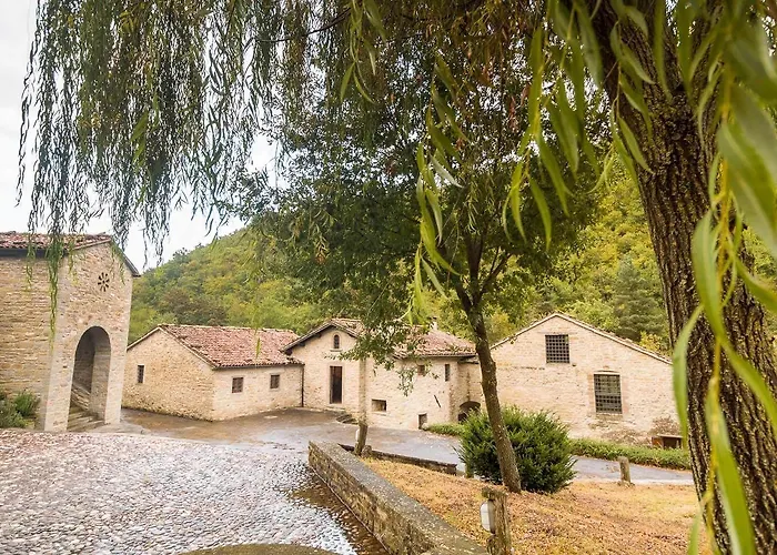 Borgo Corniola Naturista *